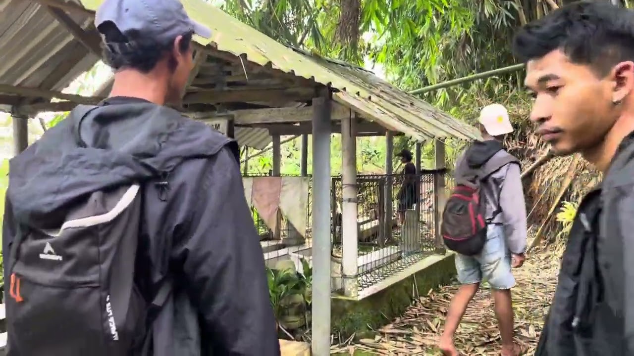 menelusuri gunung kekep