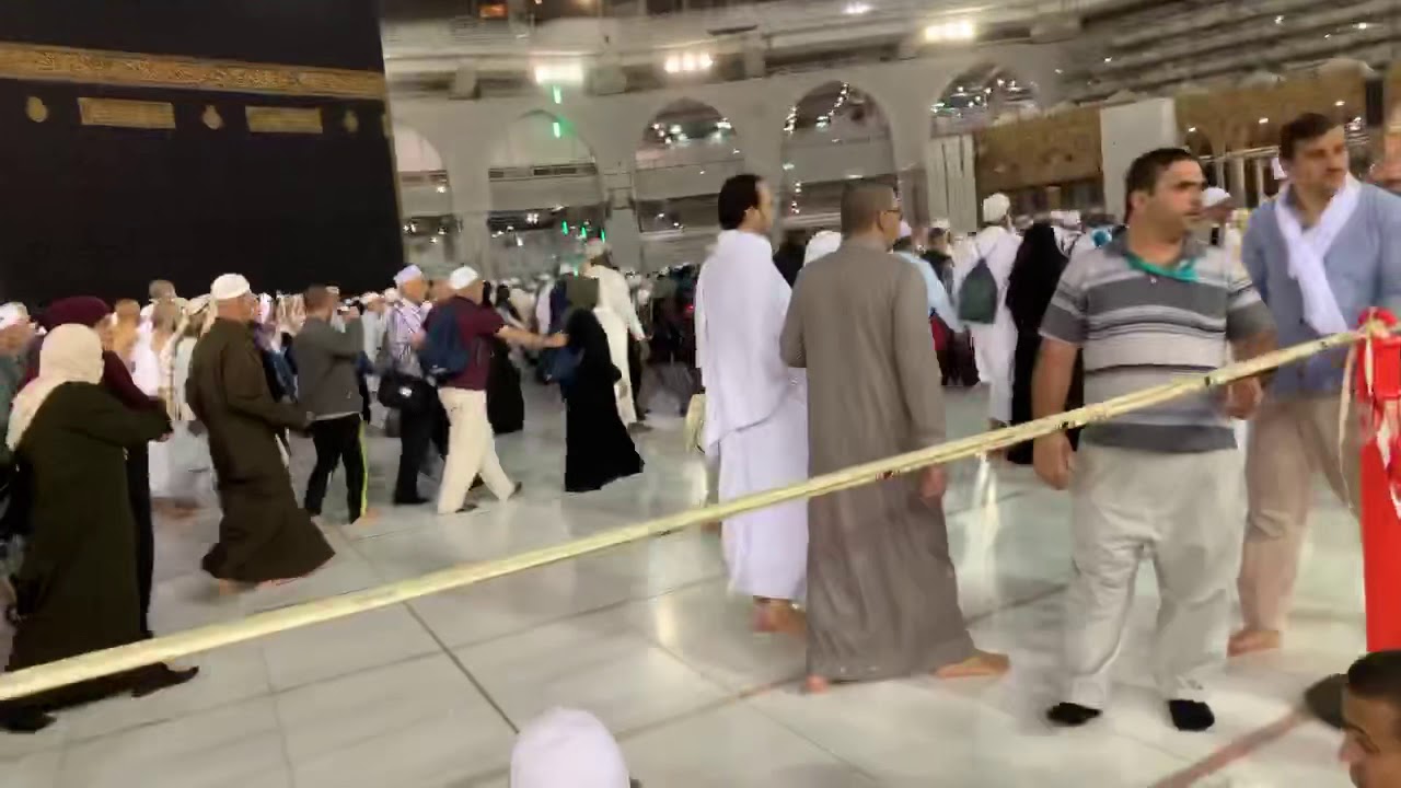 Kabe’de Yatsı Ezanı (1 Mart 2020)