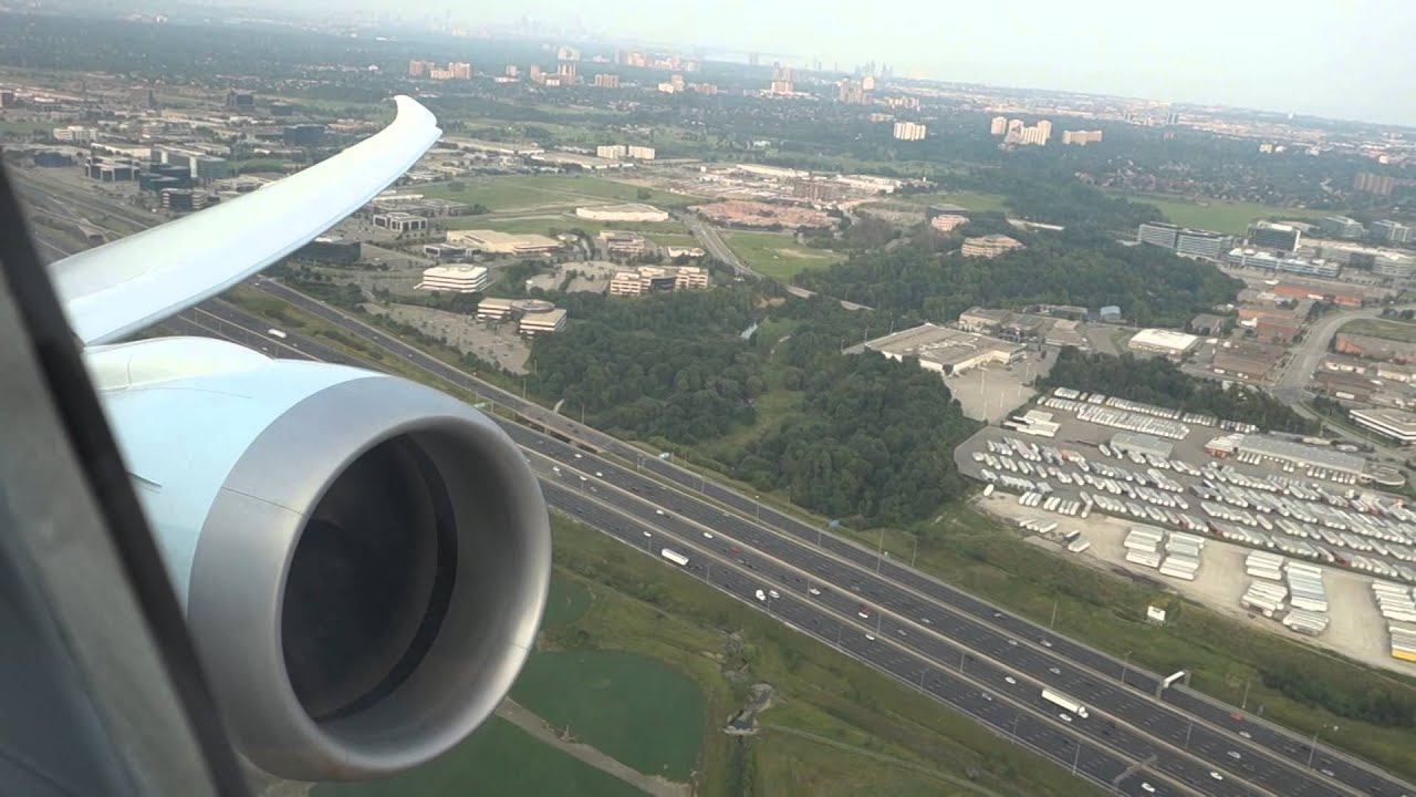 Air Canada Boeing 787 take off from Toronto YYZ airport