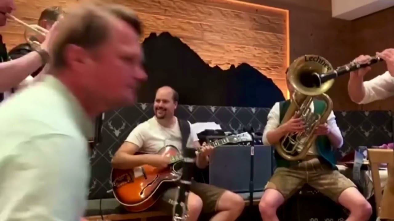 Der flotte Kellner - Oberkrain Live Musik