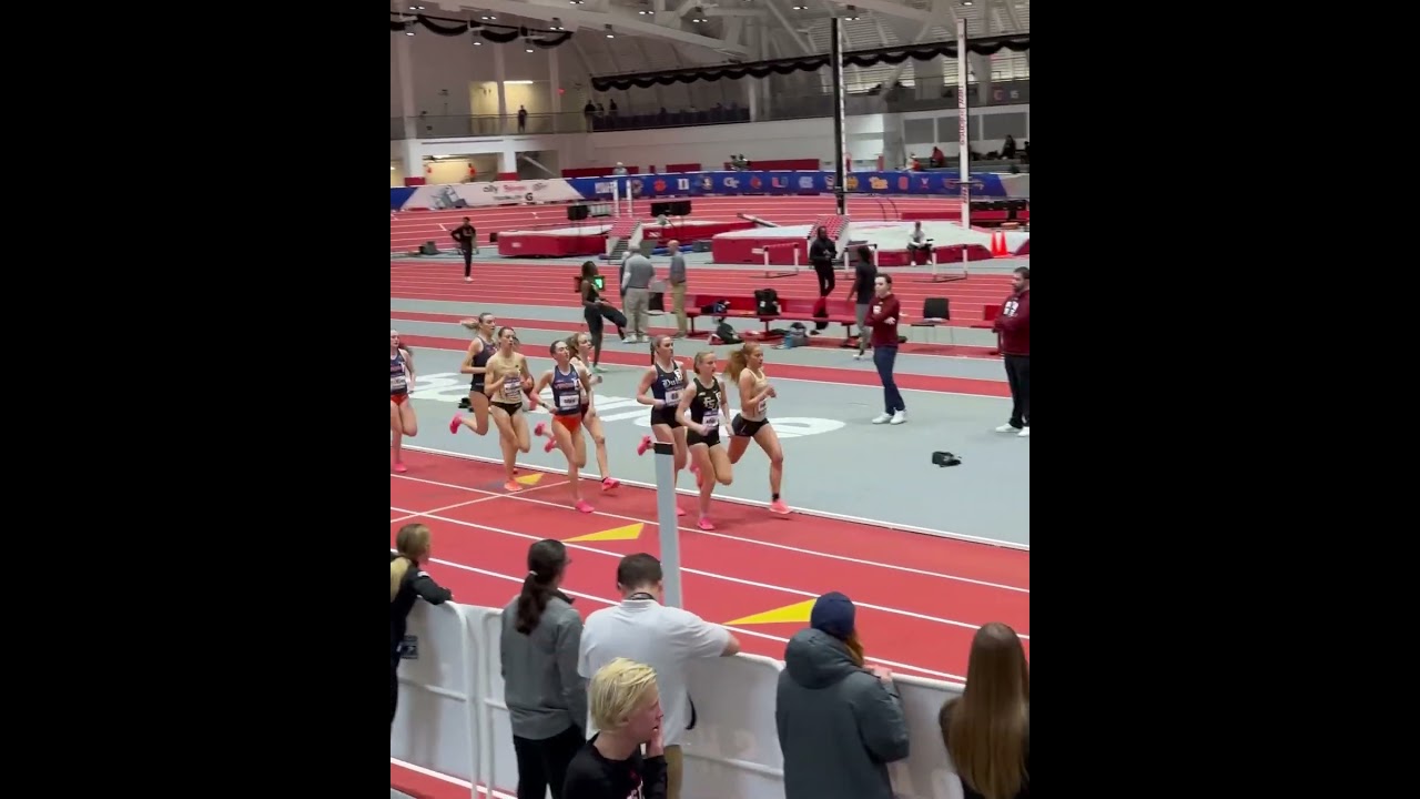 Running a 3k (can't believe it 😩)