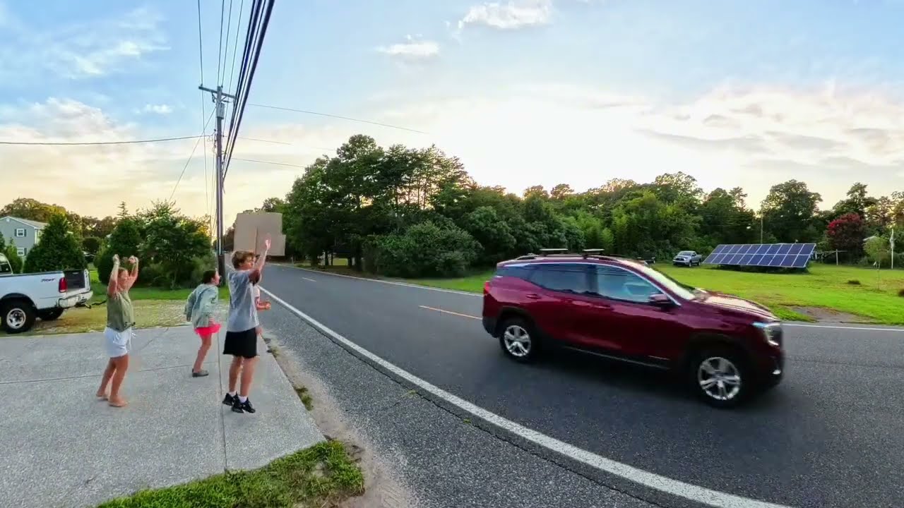 Asking cars to honk part #3
