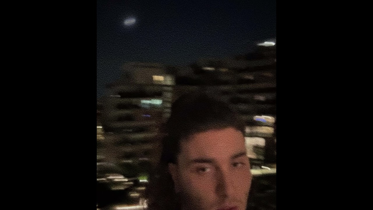 prendimi le mani