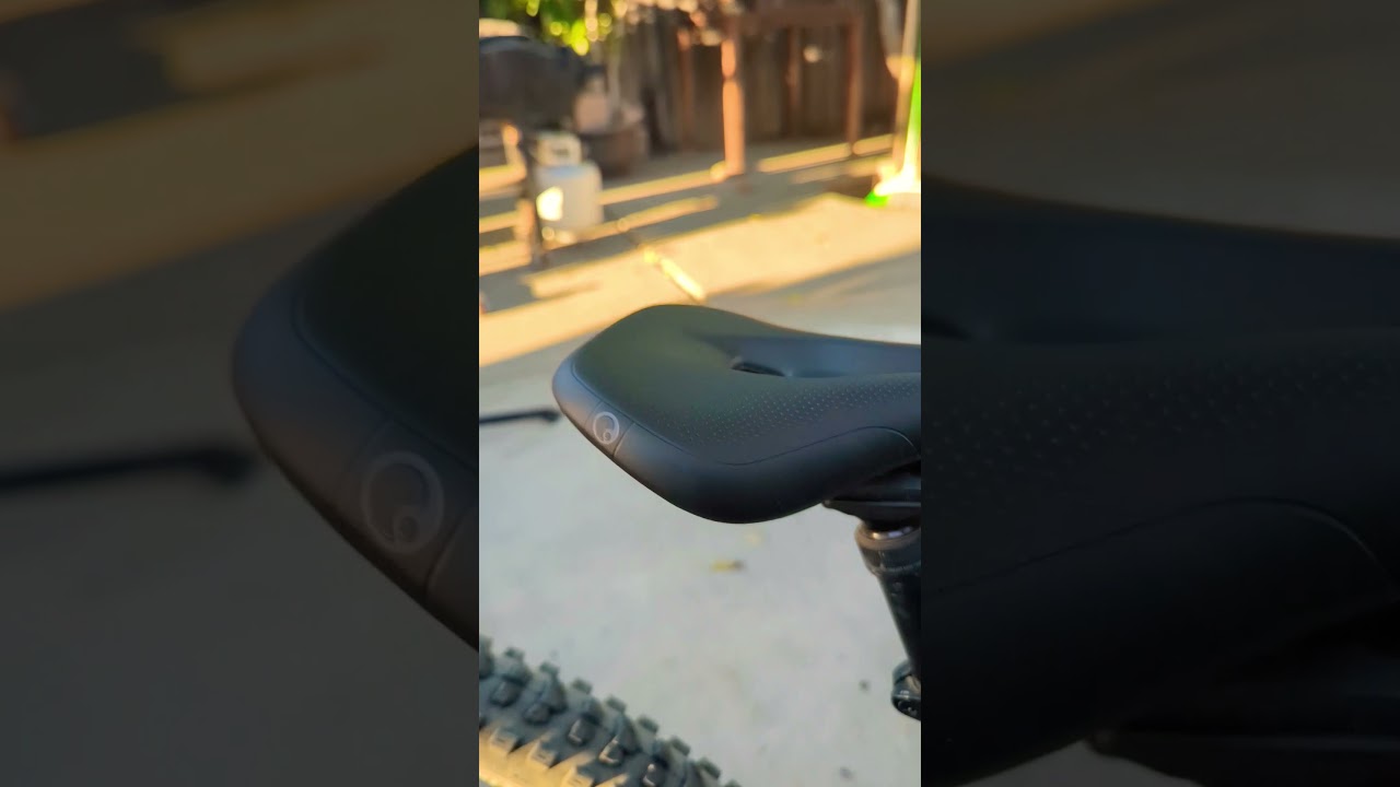Upgraded the saddle on my Canyon Spectral 125 CF7 | New Seat: Ergon SMC Sport Gel #mtb #seat #saddle