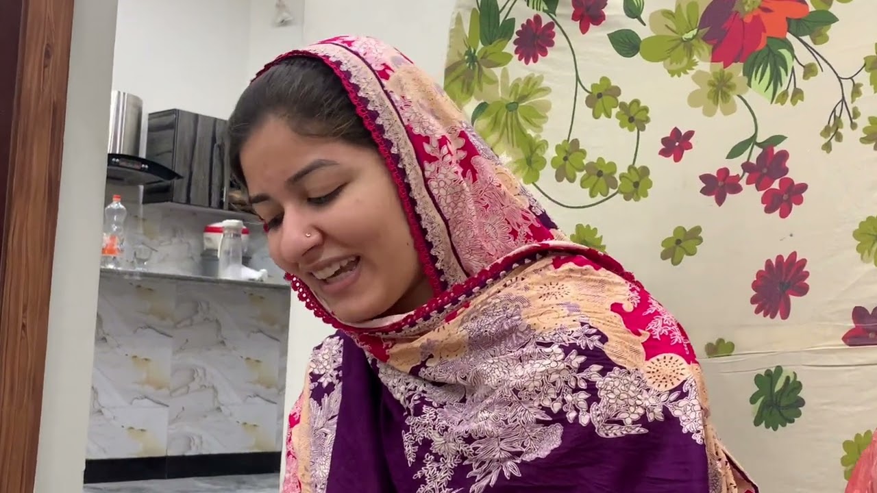 Aj ammi ne banaye toraye👍🏻 arsal ko bhut tang kra mne 🙈😂