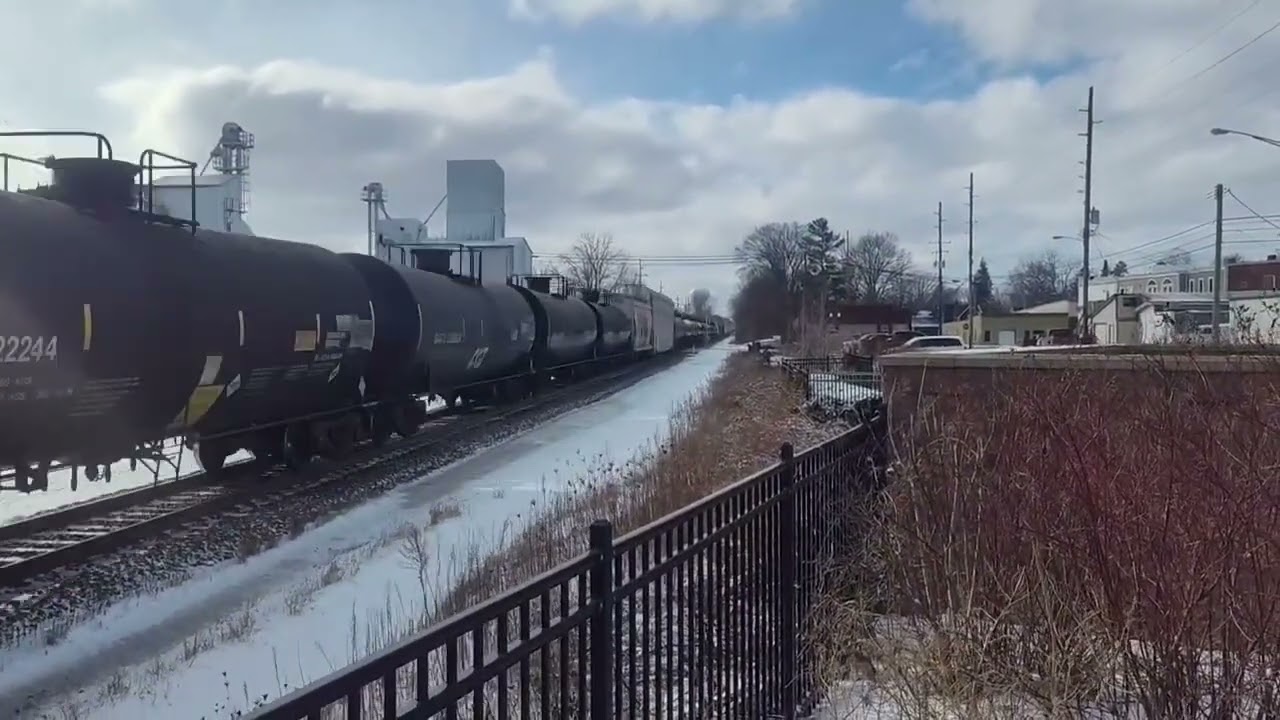 CN Dash 9 leader with 3 Union Pacific Locomotives Trailing on M396 (Date Unknown, early 2025)