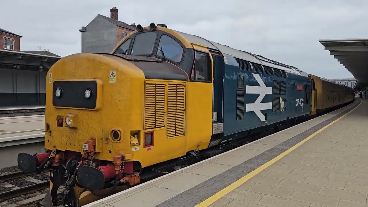 Yorkshire Railway Spotter Class 37's of 2025 Part 2 (thrash and clag)