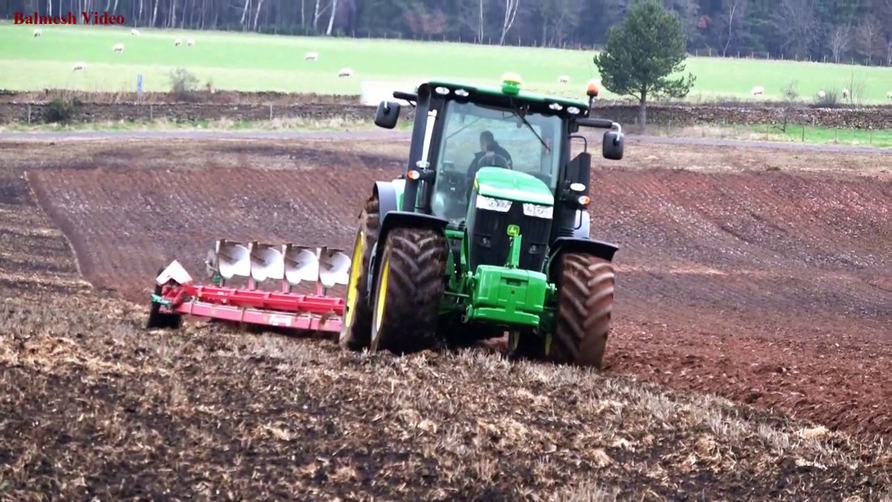 Ploughing with John Deere 7280R and Eight-Furrow Kverneland.