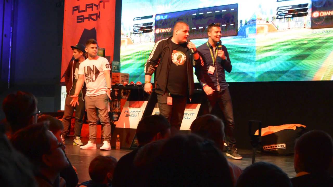 PlayIT Show 2016 - Unfield és Isti a nagyszínpadon