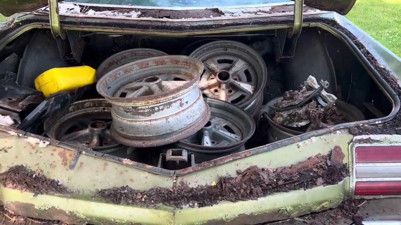 1973 Pontiac Grand Prix Saved From The Crusher!