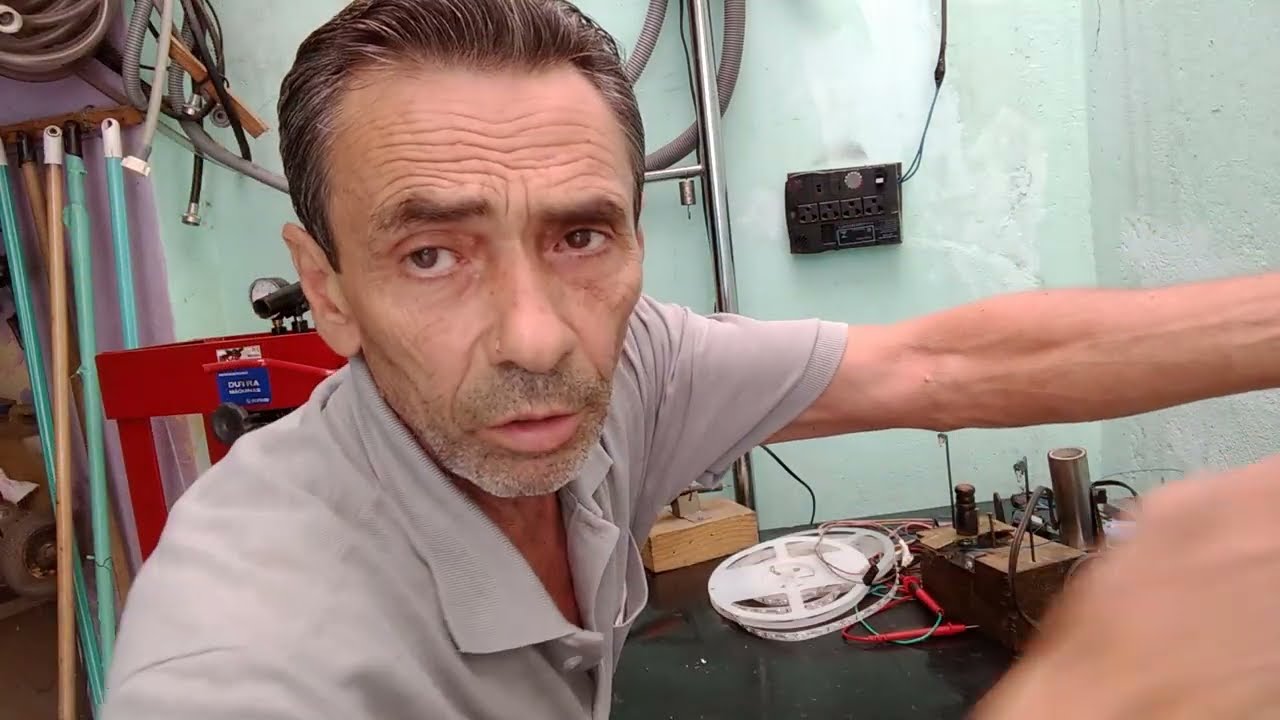 Como consertar Lâmpada de LED queimadas  [ j f ]