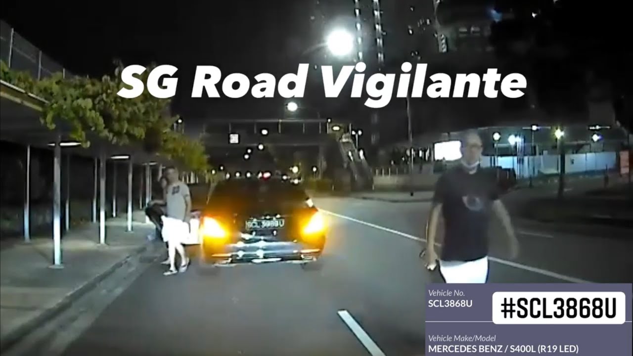 8jul2022 tiong bahru road #SCL3868U mercedes s400 upset at being horned at . ebrake & block camcar