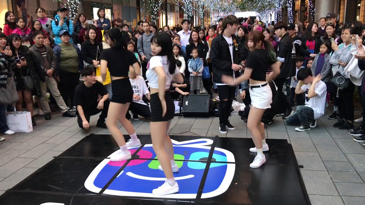 20180311 首爾弘大街頭公演團體 AF STARZ Taipei 2018 - MOMOLAND - Bboom Bboom