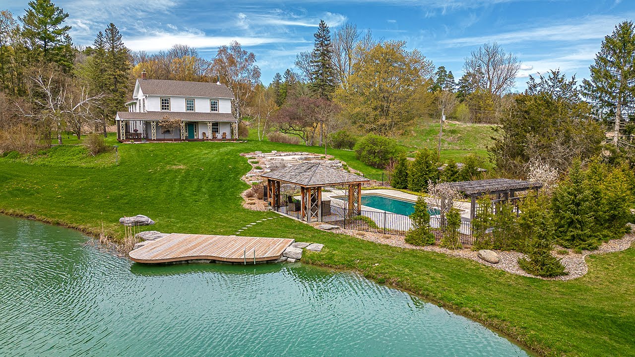 Elegant Country Home for Sale, New Tecumseth, Ontario | Napier Simpson Design