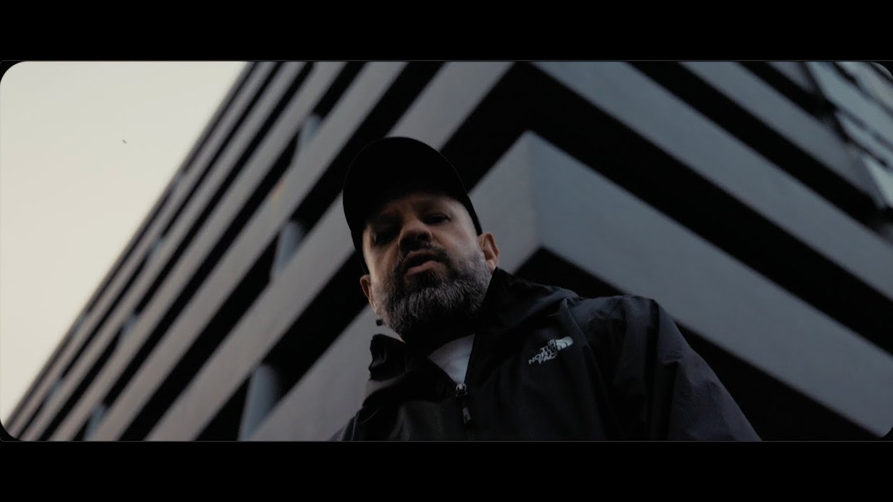 Crezn &ndash; Nasi Goreng (feat. Ol&rsquo; Dirty T-Shirt) [prod. Claymore Beats]