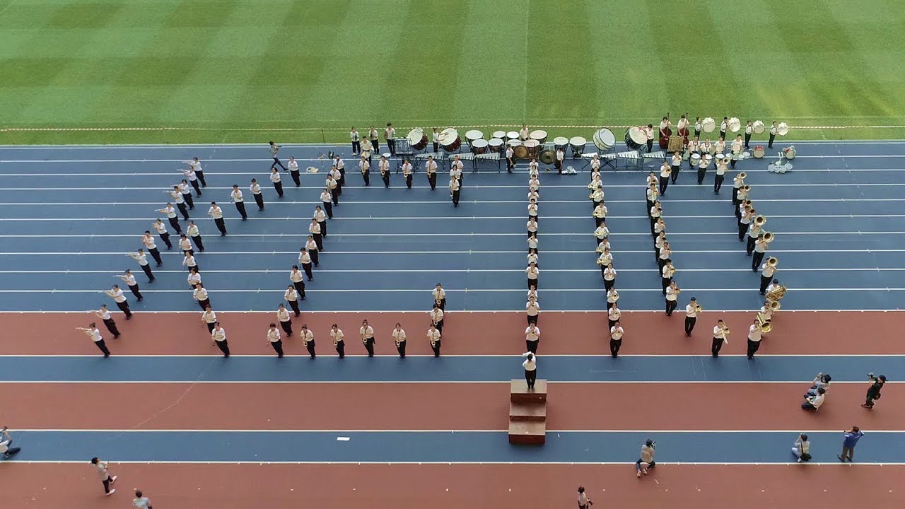 【2018年 坤成中学运动会】开幕表演-坤中管乐团花式操
