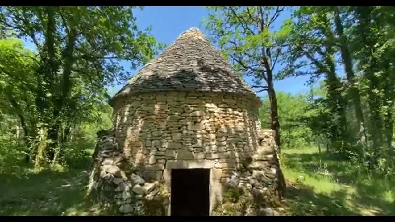 La renaissance les cabanes en pierre sèche du Causse de Savignac en Dordogne