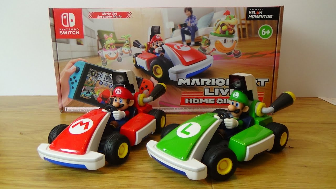 Unboxing: Mario Kart Live: Home Circuit Luigi & Mario