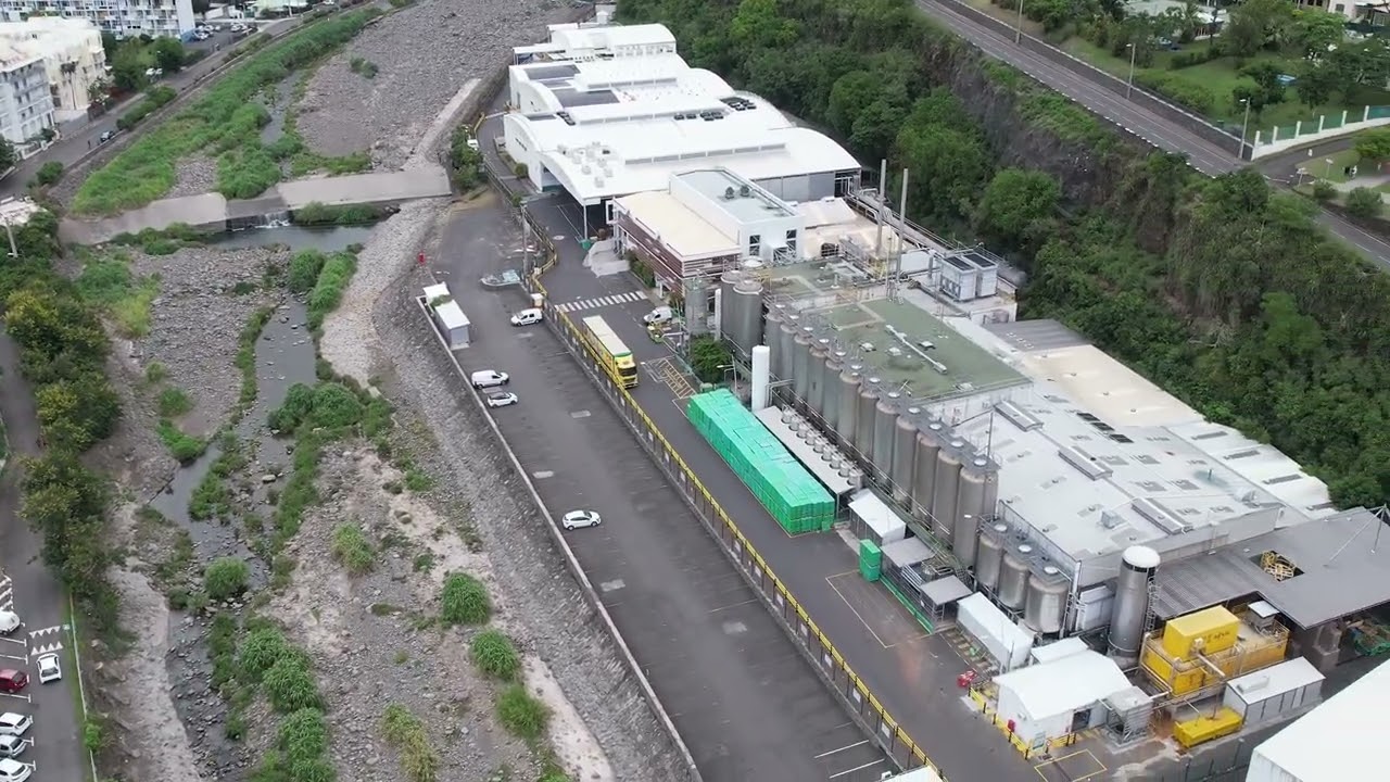 Rivière ST DENIS RE DJI AIR 2S