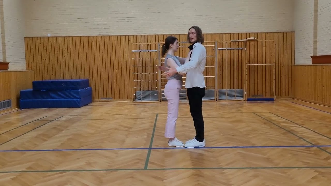 12.07.2025 Kizomba class recap. Topics: follower saida exercises, sacada turn, leader foot styling