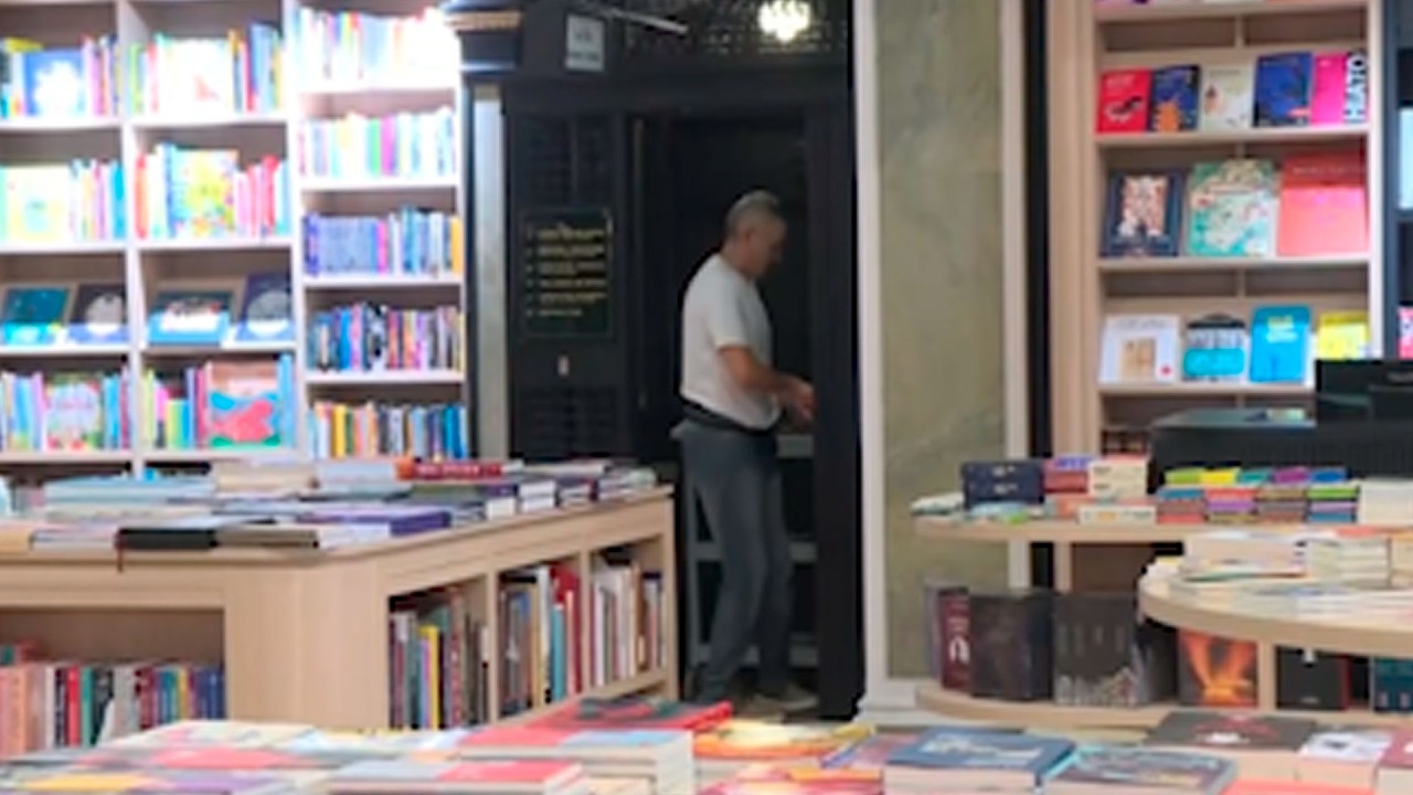 La librería Feltrinelli abre su sucursal en Uruguay