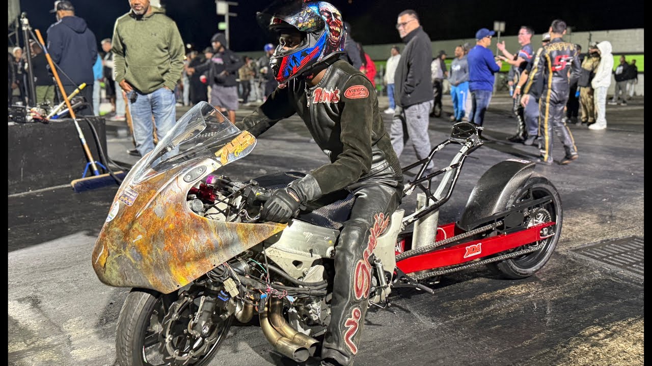 Kings of Grudge Grinchmas Motorcycle Drag Race