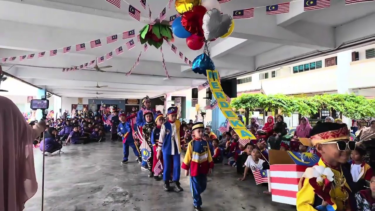 Sambutan Ambang Merdeka peringkat sekolah 2025