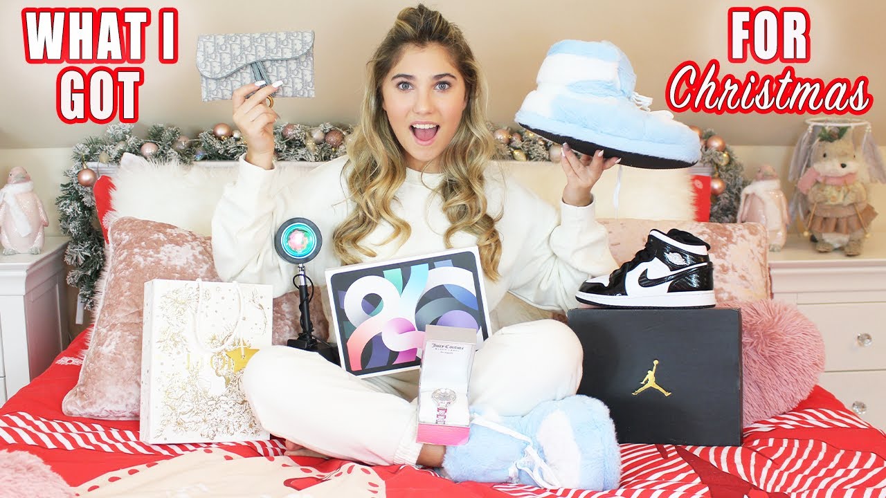 What I Got For Christmas 2021 | Rosie McClelland