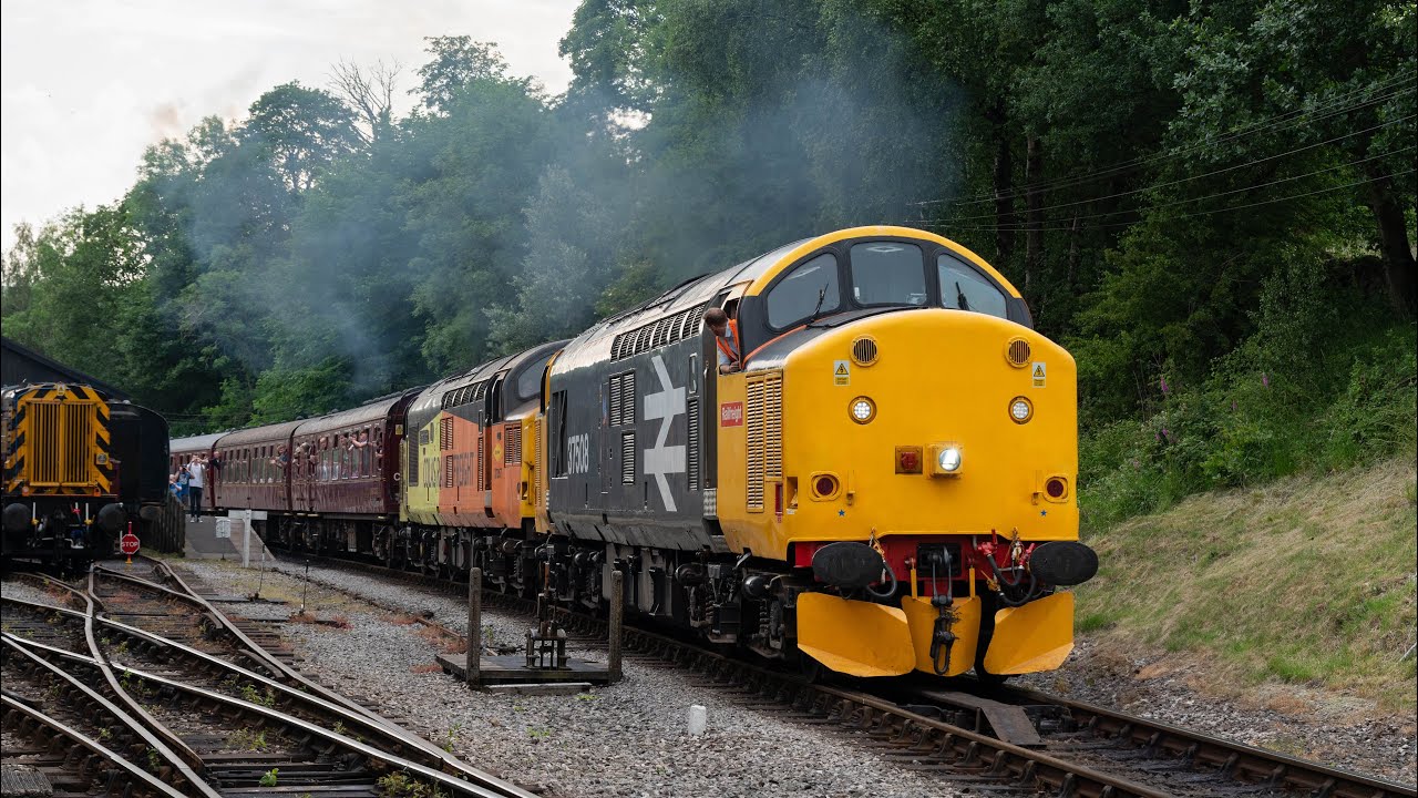 37057 & 37508 - KWVR Diesel Gala 2025