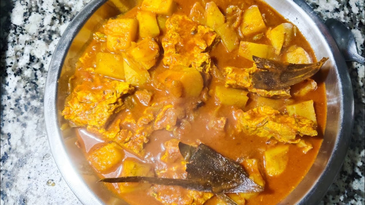 Egg Bhapa Curry Recipe | ডিম ভাপা কারি রেসিপি | Tasty Bengali Dish