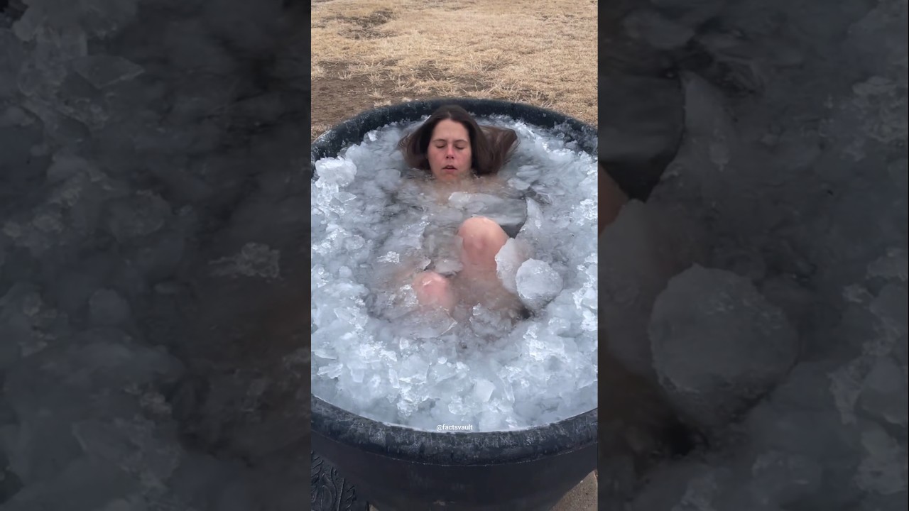 क्यों लोग बर्फ से नहाते है ? Ice bath benefits #icebath #shorts