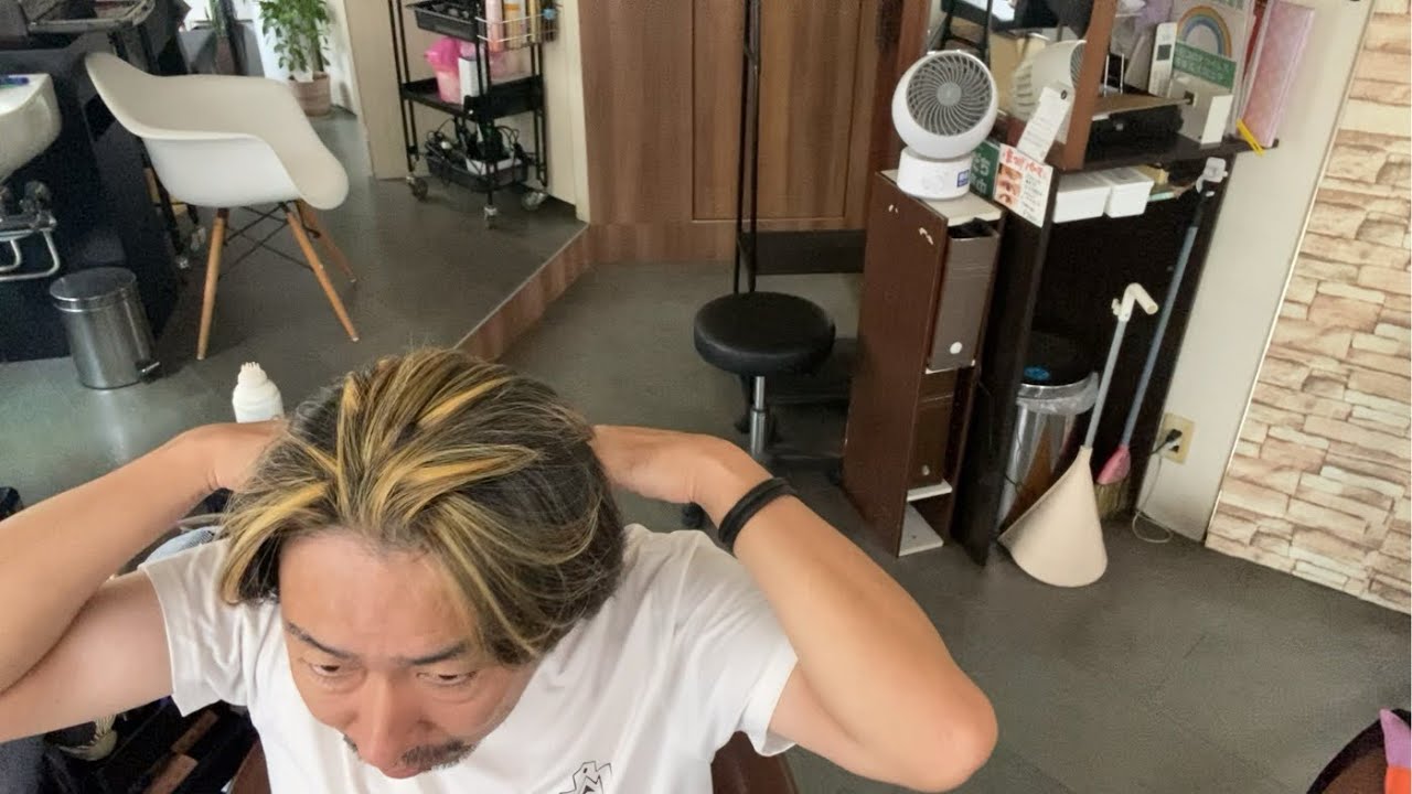 美容師が営業前にセルフメッシュブリーチしてみた【自由が丘美容室13's hair】#セルフブリーチ#じゅうさんずへあー#beautysalon