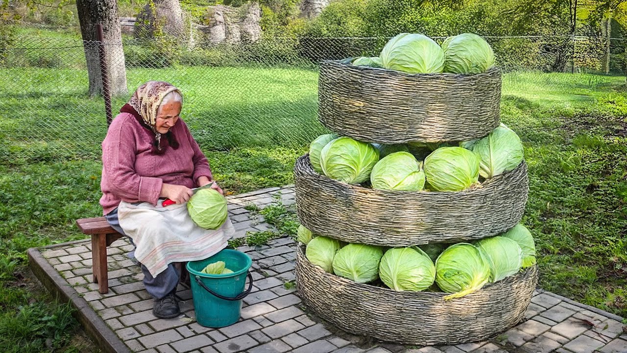 LONELY Grandma Prepares for Winter | Hard Mountain Life in CARPATHIAN Village | Ancient Traditions