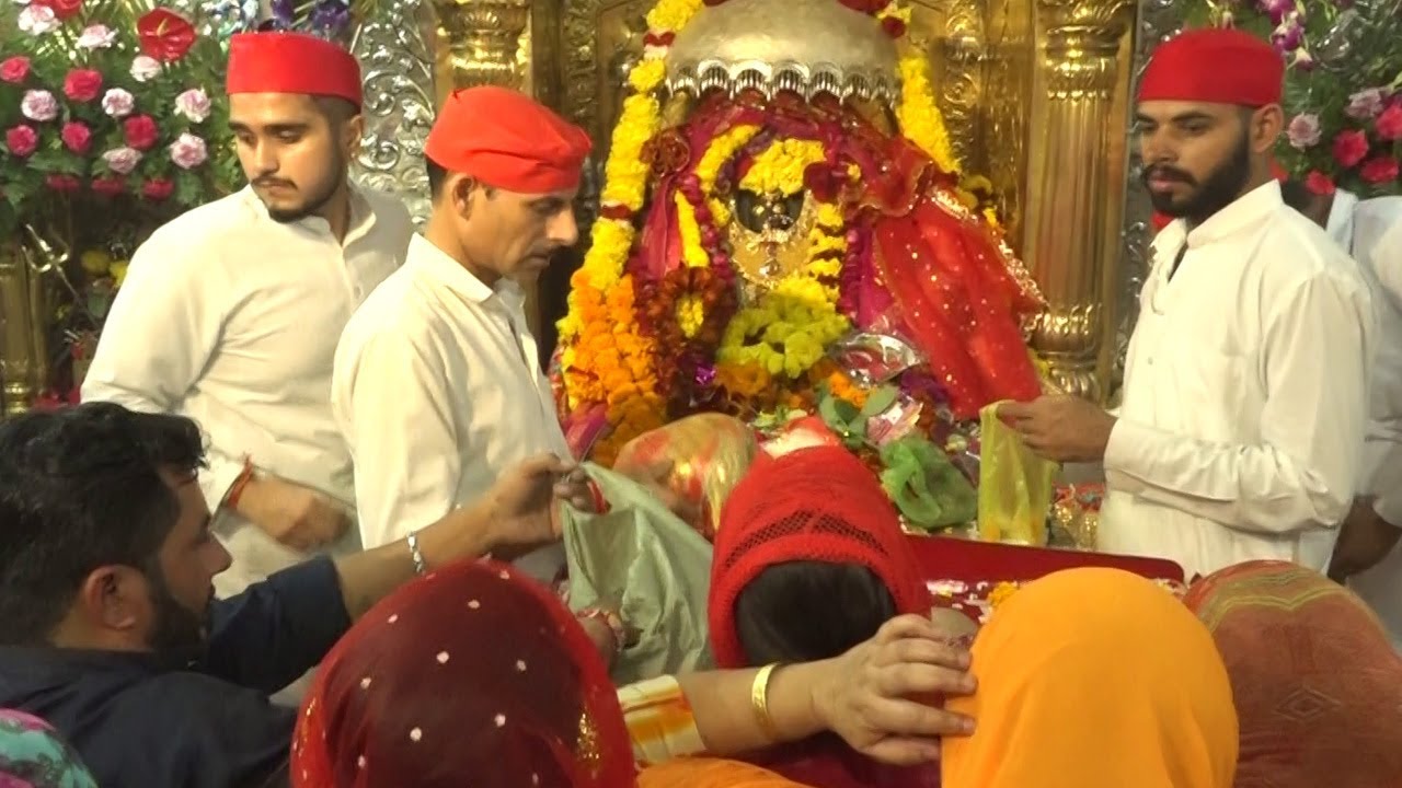 Huge Rush Of Devotees At Bawe Wali Mata On Start Of Navratras