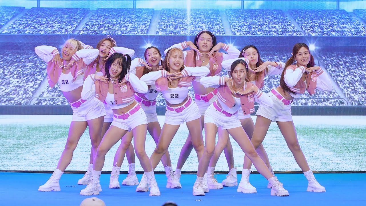 Rosewood cover Girls' Generation - Oh! + Into The New World @ The Mall Lifestore Bangkapi | 240622