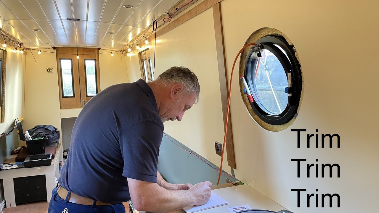 Narrowboat fit out  Ep 76 - Its all about the oak trim