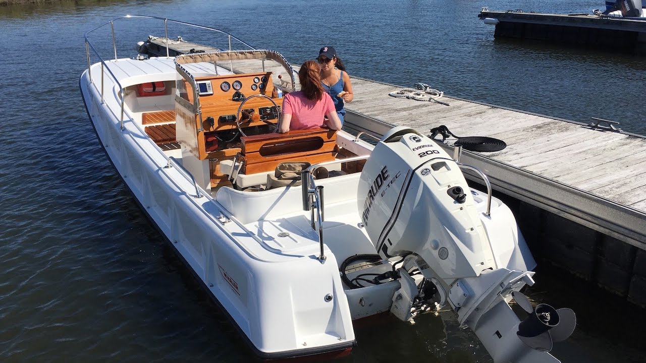2013/1971 Metan Boston Whaler Outrage 21' Restoration circa 2011