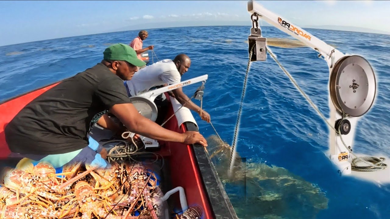 Wow we don't have to use our hands to pull a Lobster Pot anymore Pacific Pro do all the work
