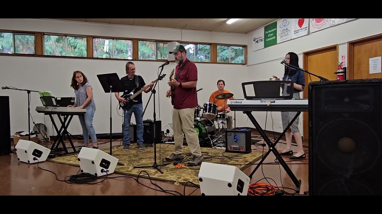 Roll the Dice Performs takin' Care of Business, Keep your Hands to Yourself and Separate Ways