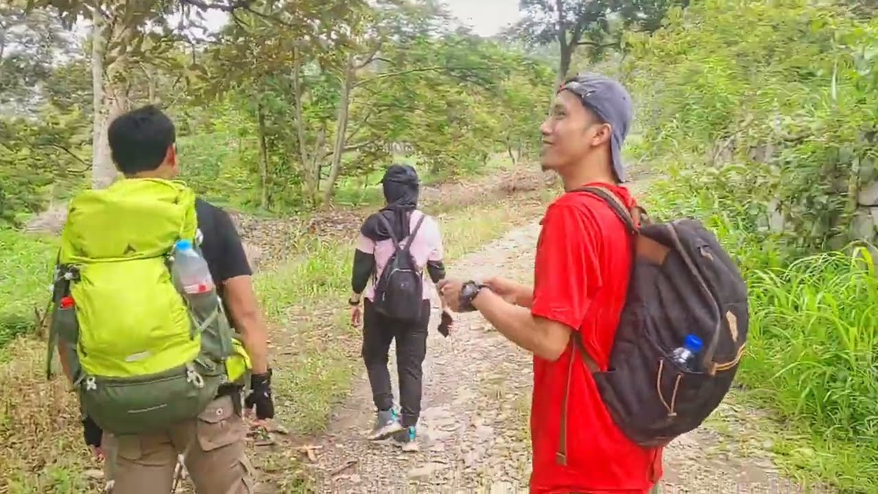 Gunung Batu Jonggol | Mungil tapi sudah banyak menelan korban