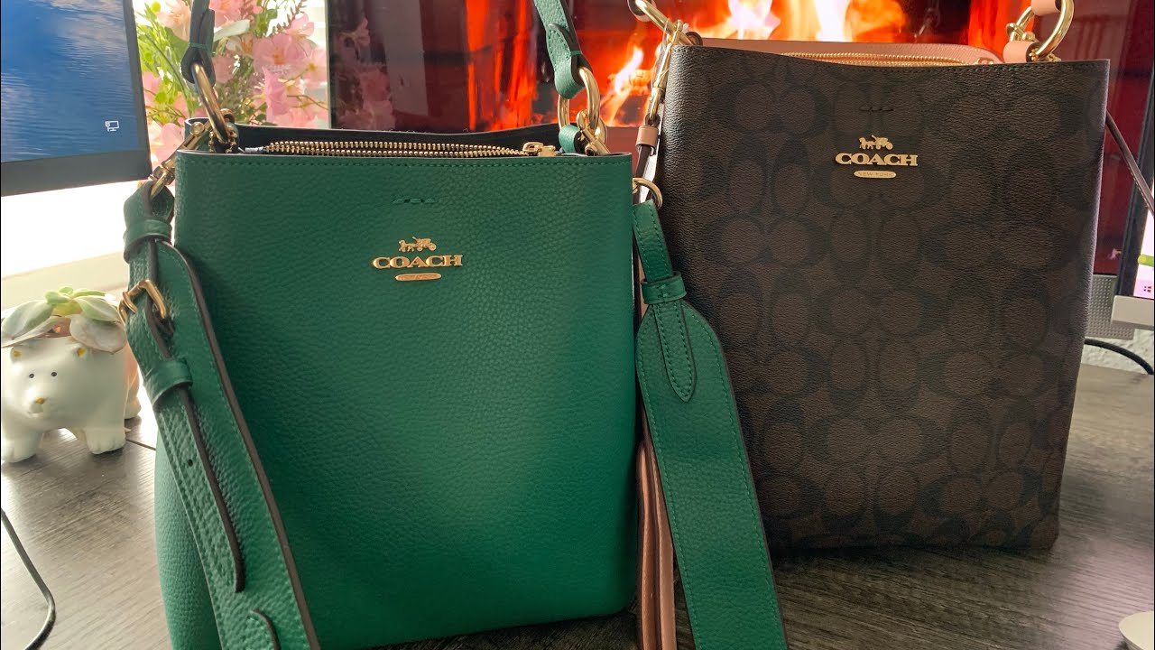 Coach Large/Small bucket Bag comparison/what fits #coach #coachoutlet