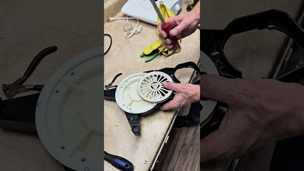 Bosch Universal Plus Mixer Repair | How to Replace the Transmission Drive Shaft