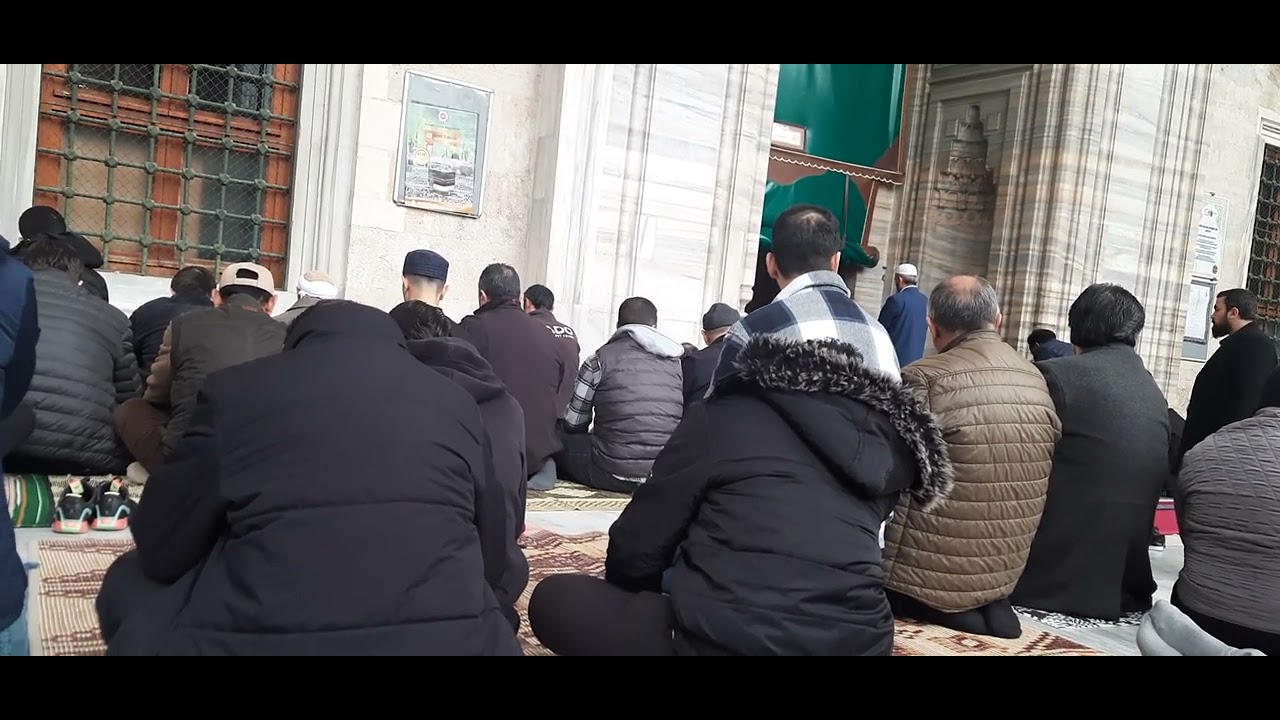 Fatih Camii Cuma Namazı Müezzinlik