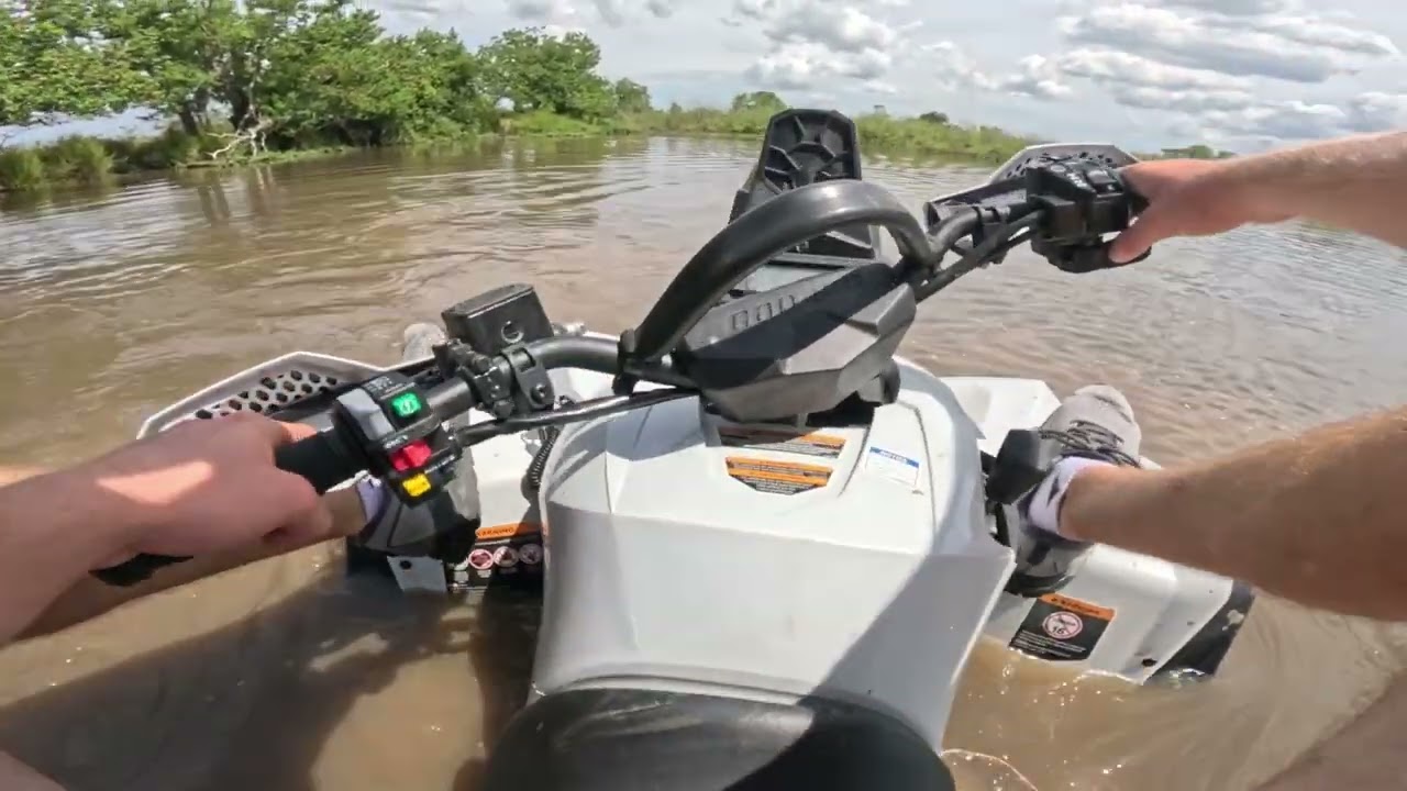 Riding the canam renegade 650 XMR with @ColeWhite_22 #canam #fast #automobile #fourwheeler