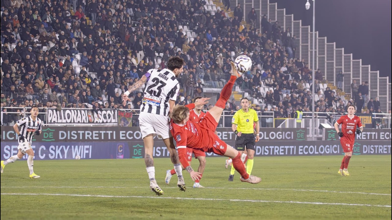 Serie C - Ascoli vs AC Carpi 3-0: Highlights