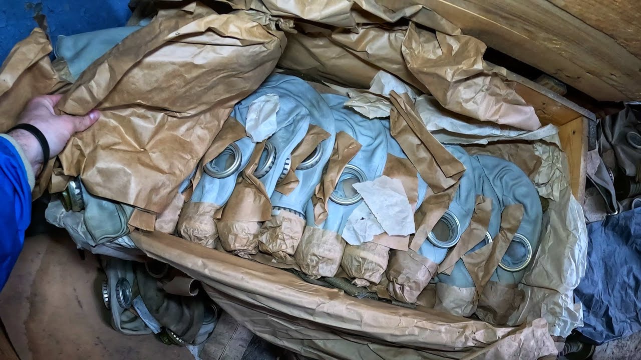 ЗАБРОШЕННЫЙ ОБЪЕКТ С РХБЗ / НАШЕЛ ЯЩИКИ С ПРОТИВОГАЗАМИ / Сахалин