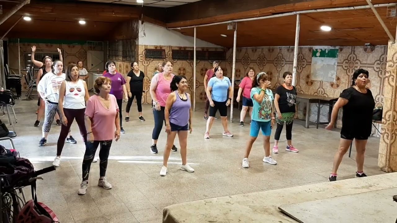 Baile entretenido 7 Miercoles 11 de Marzo 2026 profesora Angela Sierra club los 120 lo Espejo