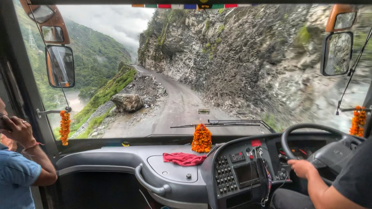 VOLVO Bus Driving in World's Most Dangerous Road | Extreme Road of Himachal Pradesh | Delhi to Kasol
