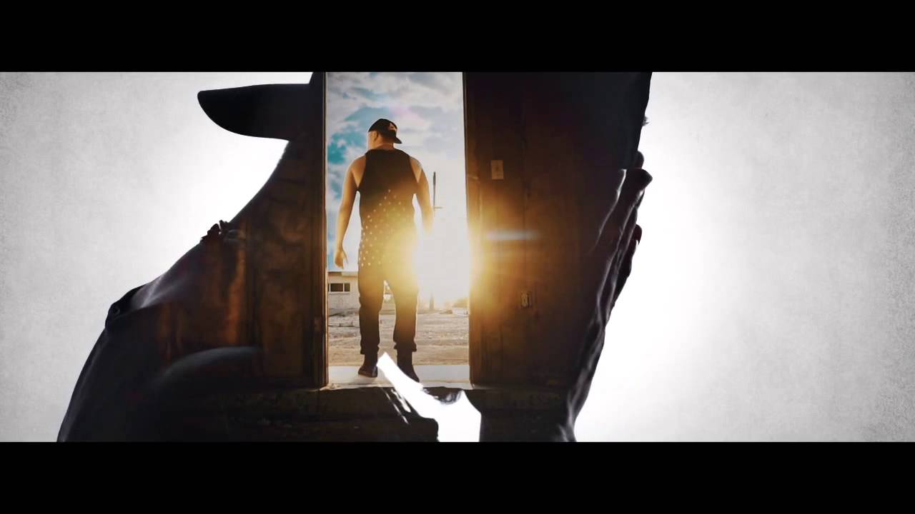 DEMRICK - GLEAMIN (MUSIC VIDEO) PROD. BY CALI CLEVE