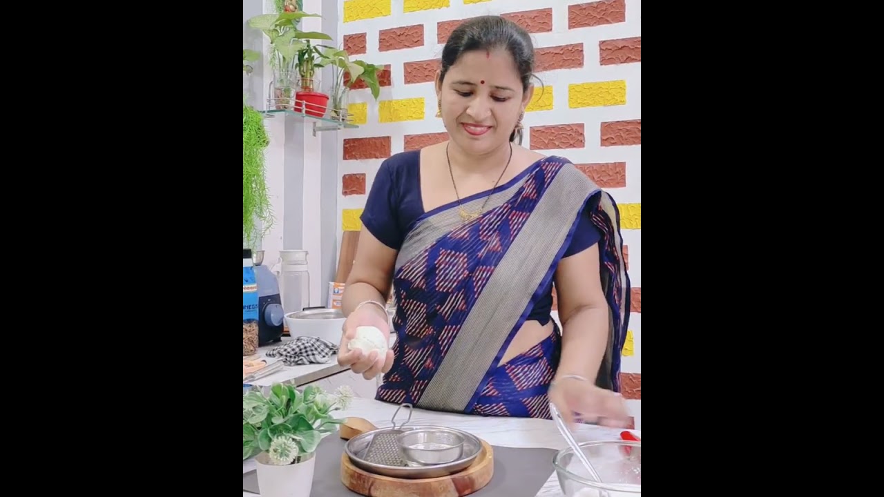 सूजी हलवे-का थोड़ा सा तरीका बदला तो,बनते बनते खत्म हो रहा हमारे घर में